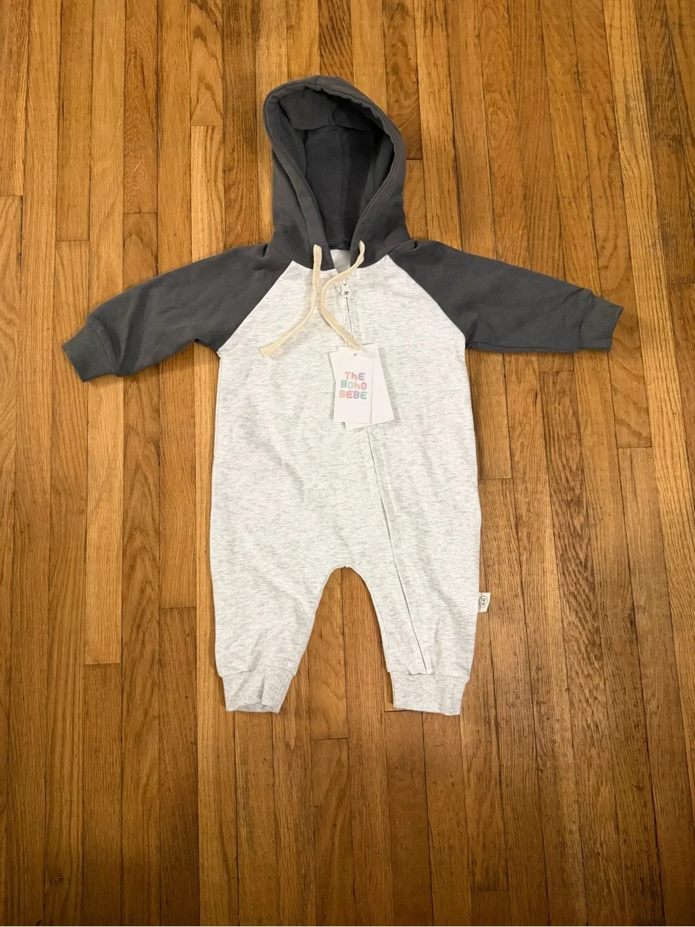 The Boho Bebe 9/12 Hooded Baby Romper NWT